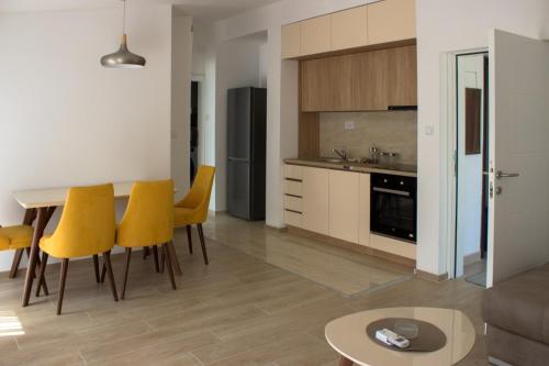 Apartments Prova ****