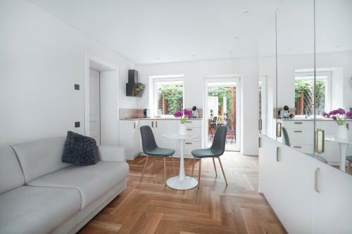Exclusive Oldnew Apartments In City Center