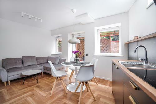 Exclusive Oldnew Apartments In City Center