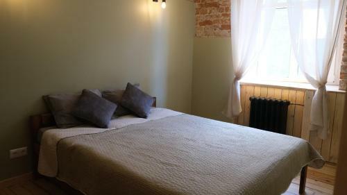 Classic 2-room Apartment In Old Town Riga