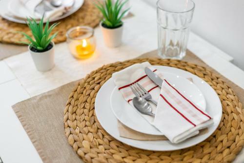 Cozy, Quiet Chevalier Apartment, Center Of Riga