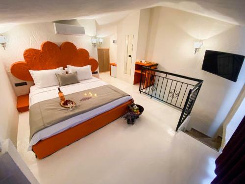 Hotel Tek Han Alacati