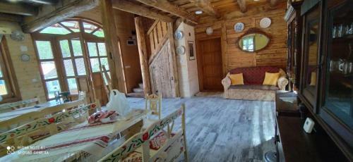 Siklod K? Kulcsosh�z