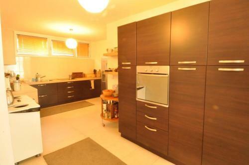 Apartamento Spacious Family Home With Garden