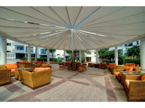 Jasmine Court Hotel & Casino
