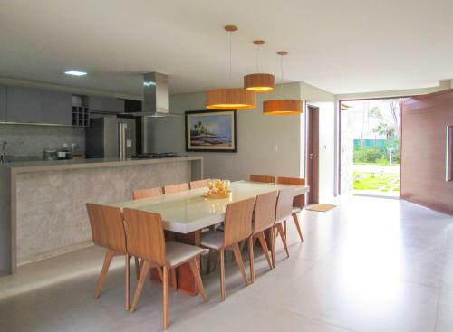 Casa Incrivel C Piscina E Lazer Praia Do Forte Ba