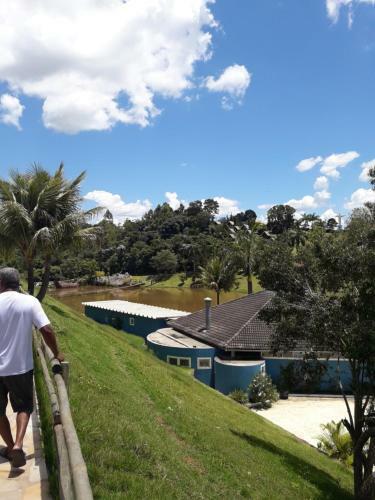 Casa de Lazer Completa Dentro de Residencial Tur�stico