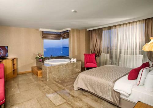 Thor Luxury Hotel Villas
