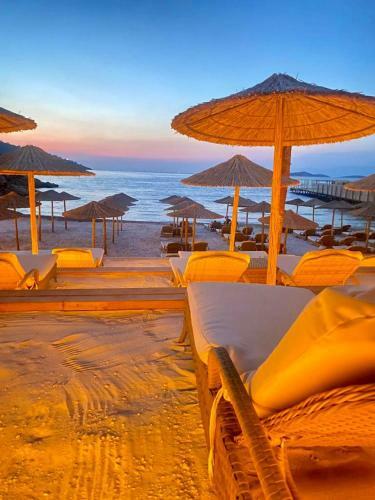 Thor Luxury Hotel Villas