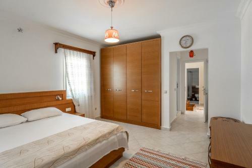 Peaceful 4br Villa W/ac&balcony 10 Min To Seaside