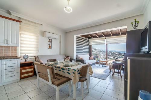 Apartment In Bodrum Center With Full Sea And Castle View