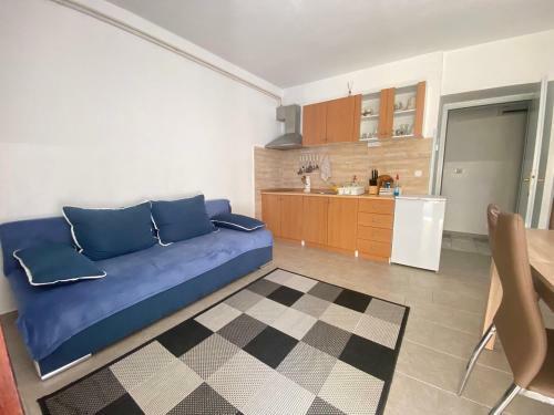 Apartments Otok