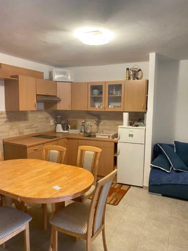 Apartments Otok