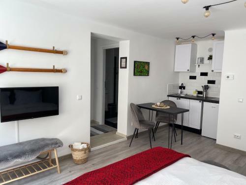Maple Lodge Apartments