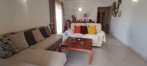 Apartamento 3d Areias Da Vila