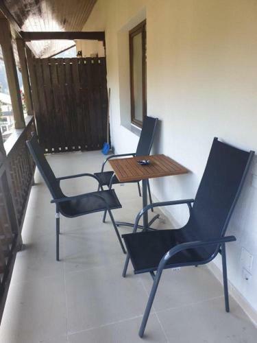 Cazare �n Bu?teni - Apartament 3 Camere