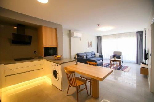 Apartamento Krem Marin Suites