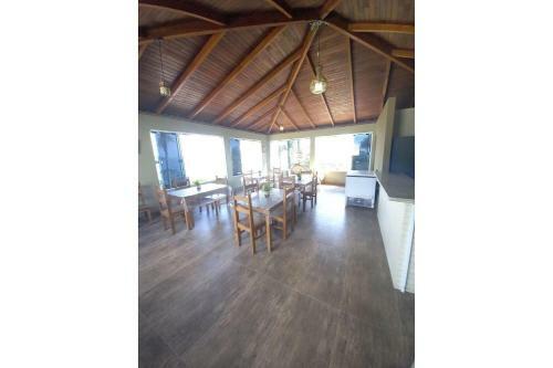 Casa C/ Piscina E Vista � Praia de Taquaras - Bc