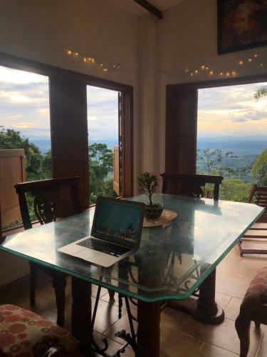 Agroturismo Casa Picaflores - Birds & Coffee