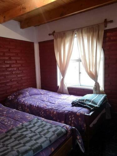 Casa Con Estacionamiento Y Quincho