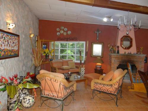 Apartamento El Capricho- Colonial Styled House