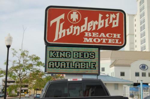 Thunderbird Beach Motel