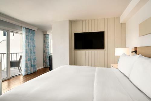 Hotel Quality Inn & Suites Beachfront