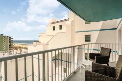 Hotel Quality Inn & Suites Beachfront