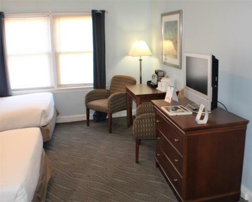 Beach Plaza Hotel