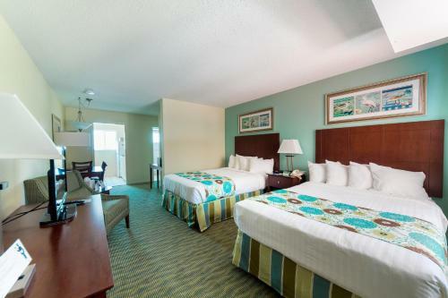 Beach Plaza Hotel