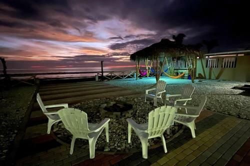 Villa Vacaciones So�adas-casa Al Pie Del Mar Con Piscina