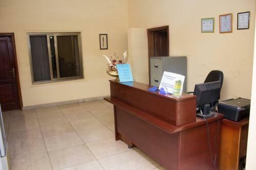 Hotel Jayliz Lodge Adenta,accra