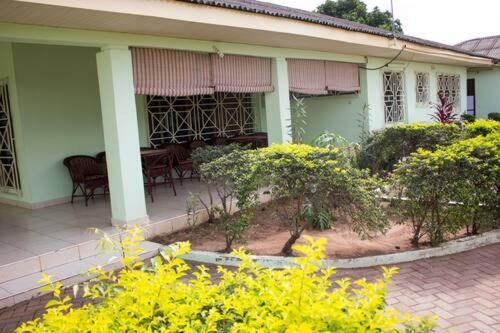 Hotel Jayliz Lodge Adenta,accra