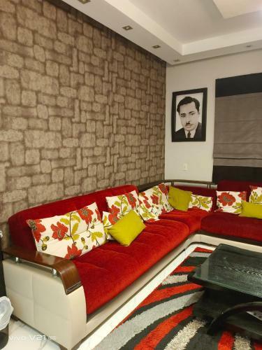 Sheikh Zayed Al Khamayel Apartment