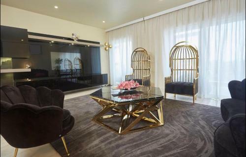 Apartamento Luxurious Loft Space Available