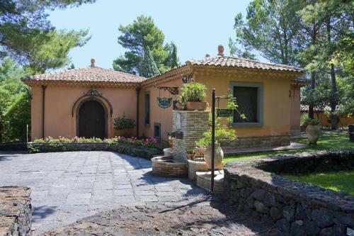 Villa Scozilia