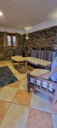 Basata 2 Bedroom Apartment