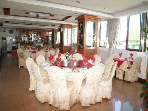 Evergreen Hotel