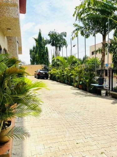 Od-v!ck's Topview, Wuse District, Wifi,dstv, 24hr Power,tight Security