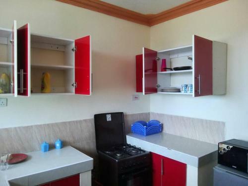 Lovely 3 Bedroom Apartment With Pool