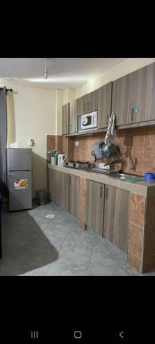 Spacious Studio Apartment, Free Parking On Premise
