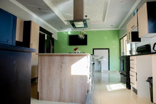 Apartamento Cheerful And Luxurious 4 Bedroom Villa With A Pool.