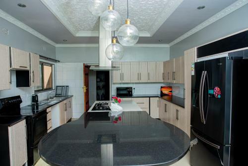 Apartamento Cheerful And Luxurious 4 Bedroom Villa With A Pool.