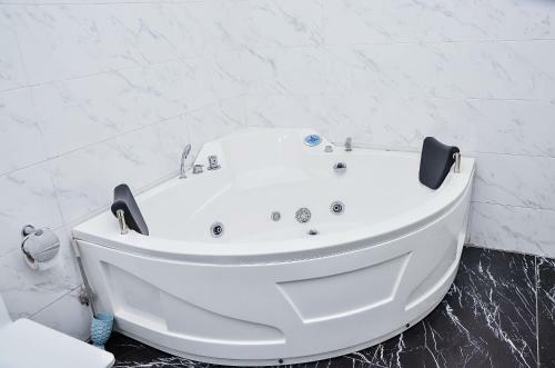 Apartamento Private Penthouse @ America Luxury Extended Stay