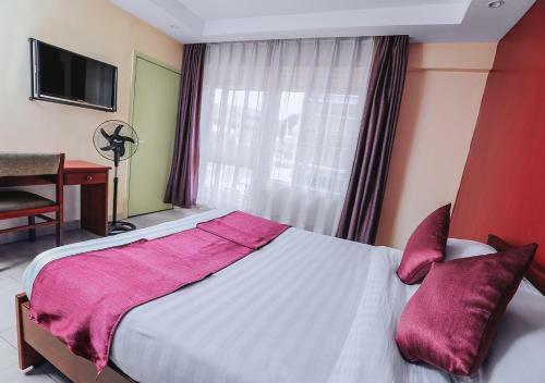 The College Inn Hotel