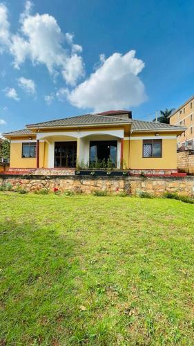 Manzi Home 2 Bedroom 2 Bath