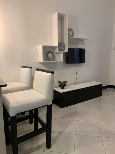 Furnished Apartment Bukotokissasiroad