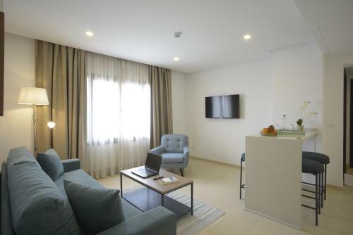 Apartamento Maia Hotel Suites