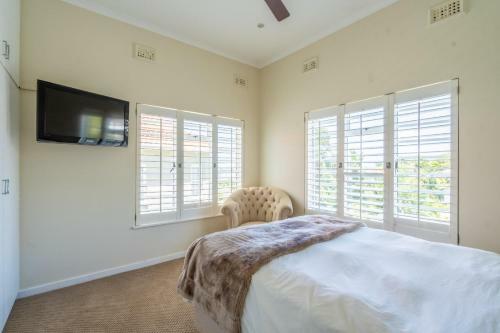 Hostal Sm Properties