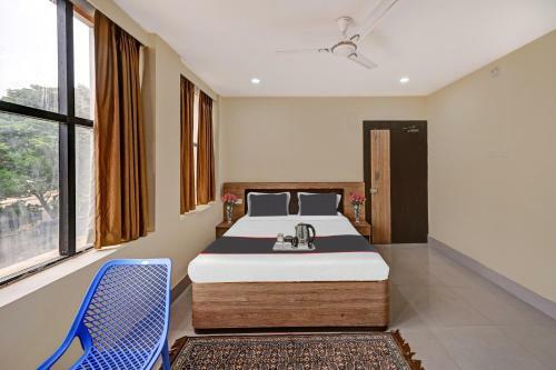 Hotel Capital O 90988 Moonlight Guest House